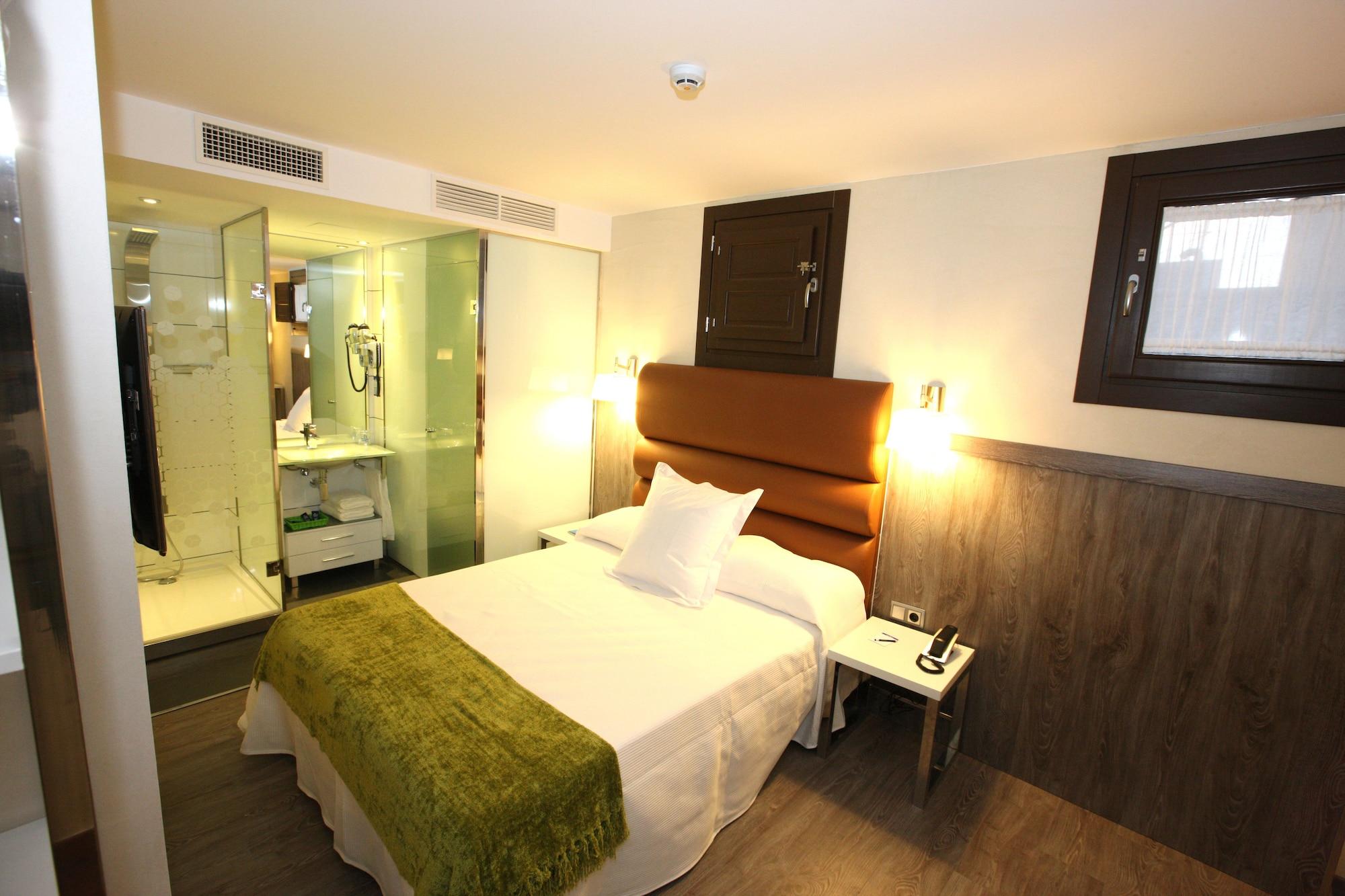 Evenia Alcala Boutique Hotel Alcala de Henares Exterior photo